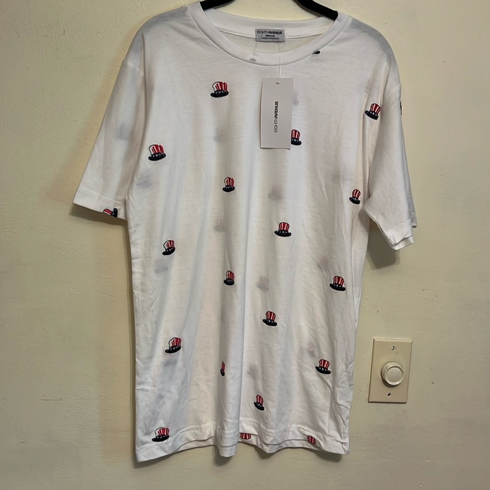 Eighth Avenue medium men’s T-shirt with patriotic hats 4th of July